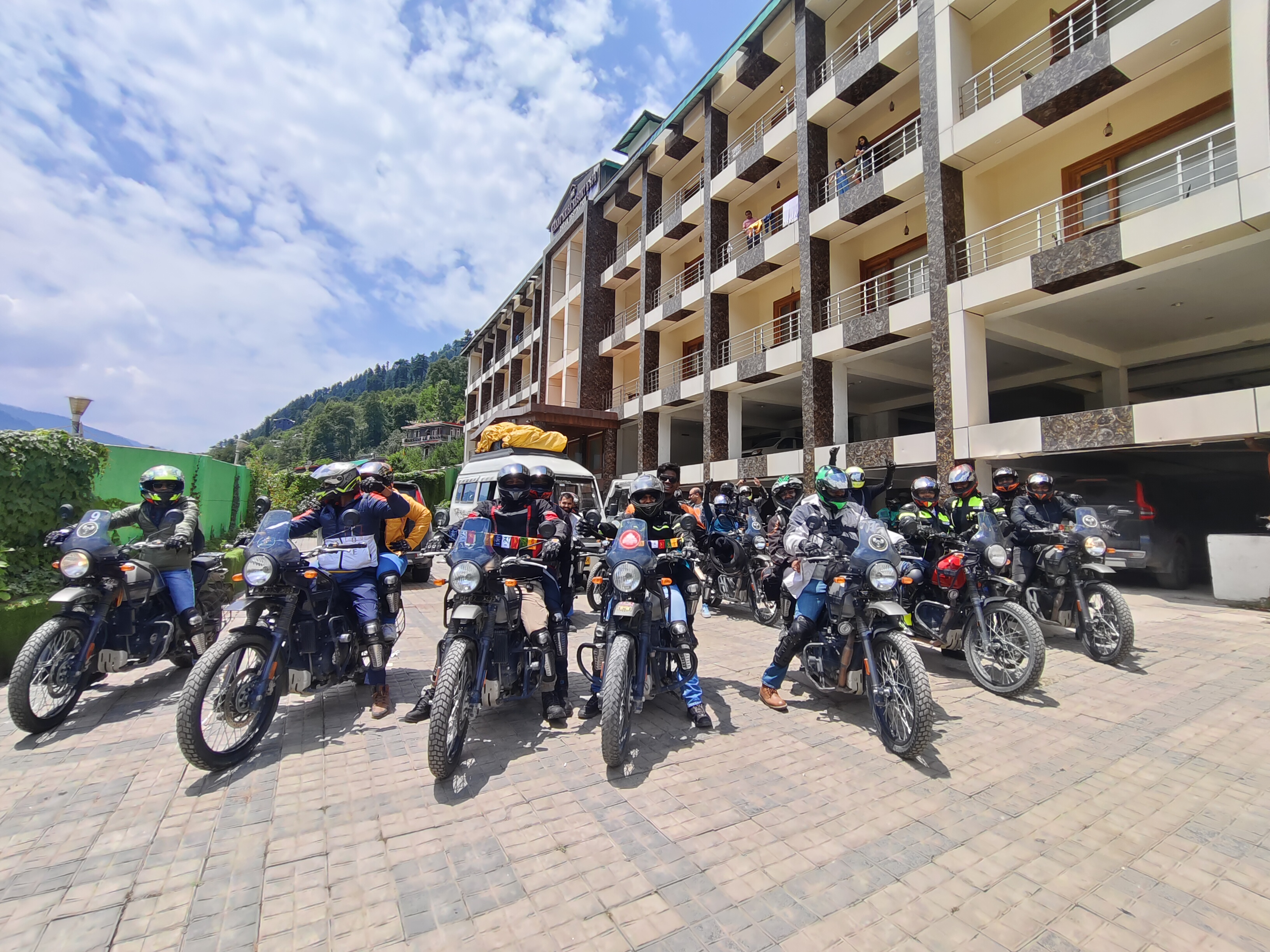 uploaded_packages_image/banners/Delhi_Manali_Leh_Srinagar_Motorbike_trip_2025/6753ee4123a8d_108.jpg