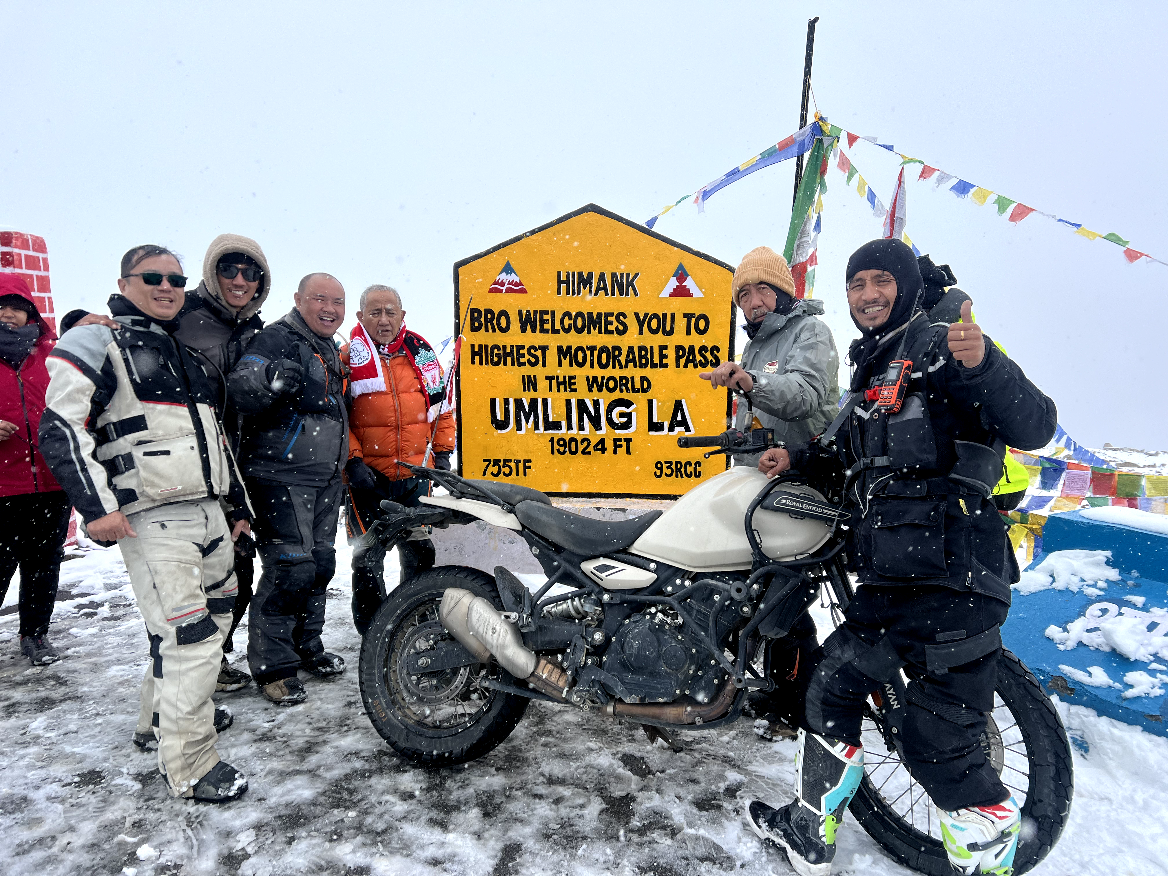 uploaded_packages_image/banners/Leh_Ladakh_Motorbike_Tour_2025/6753f12b30ecd_IMG_7351.jpg
