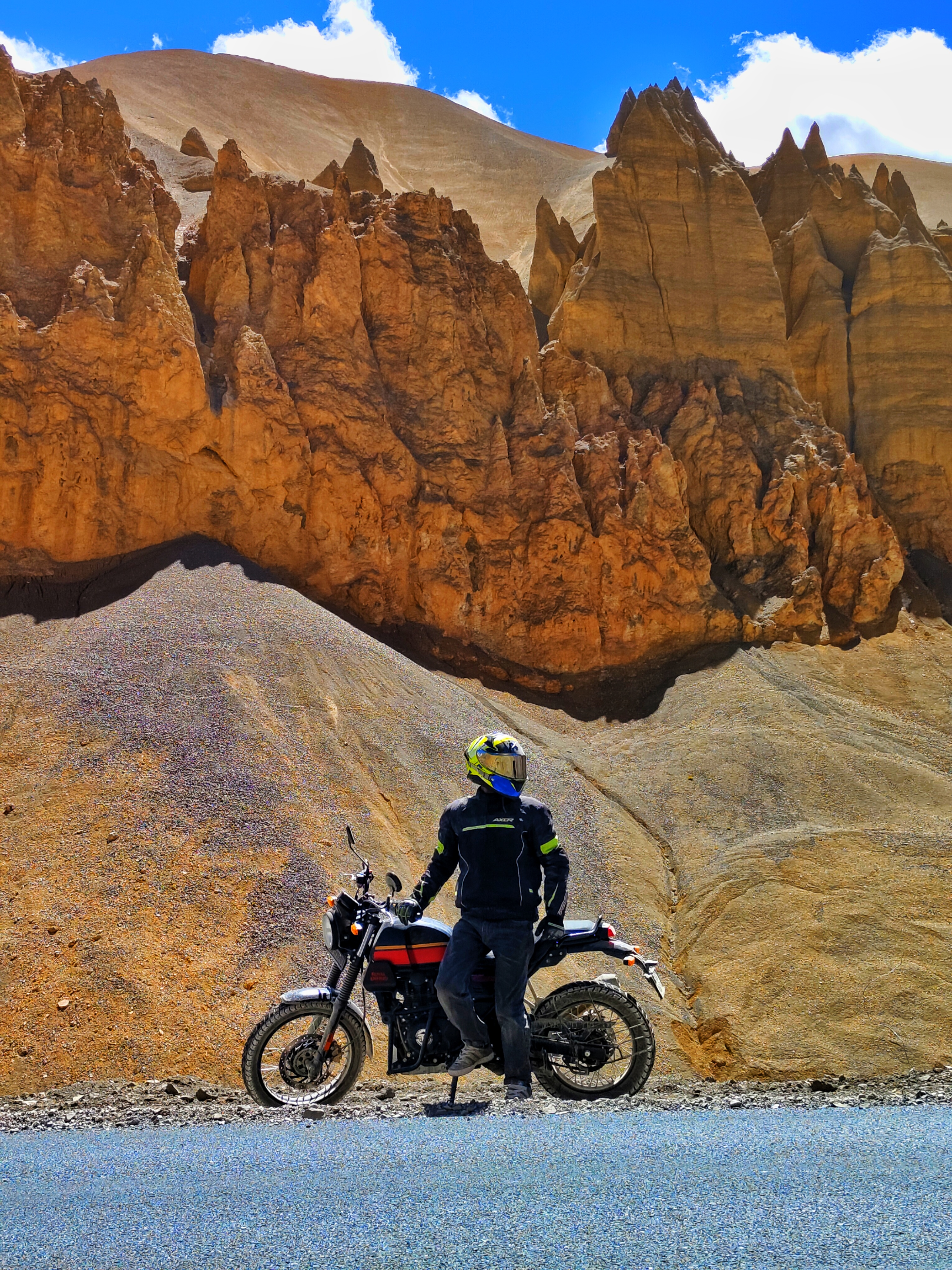 uploaded_packages_image/sliders/Leh_Ladakh_Motorbike_Tour_2025/6753f12b30f10_IYC3.jpg
